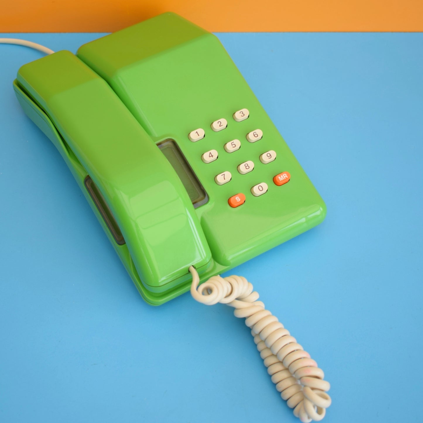 Vintage 1980s Viscount Home Phone - Fully Working - Kermit Green . by Pineapple Retro