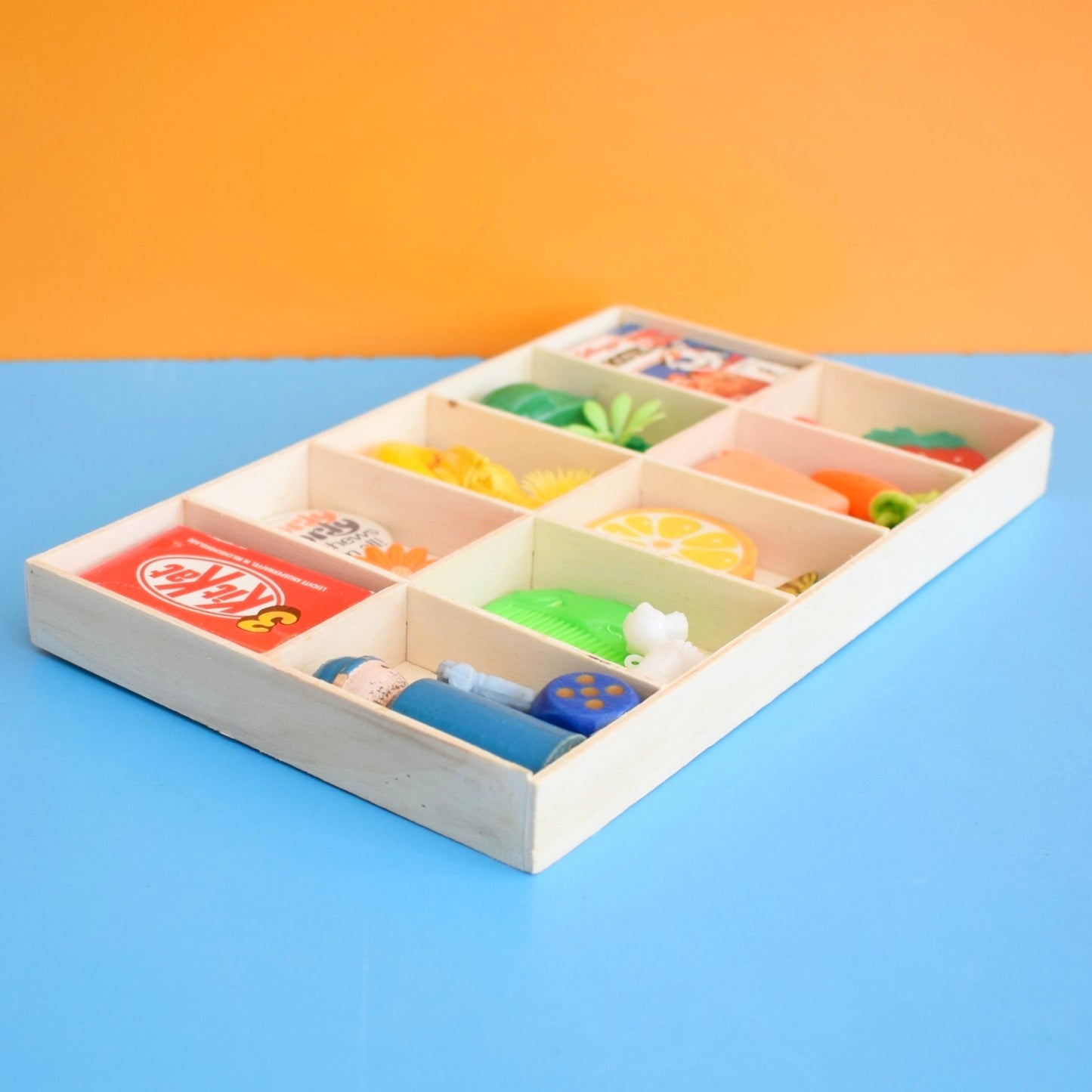 Vintage Tiny Wooden Display Case & Amazing Vintage Contents by Pineapple Retro