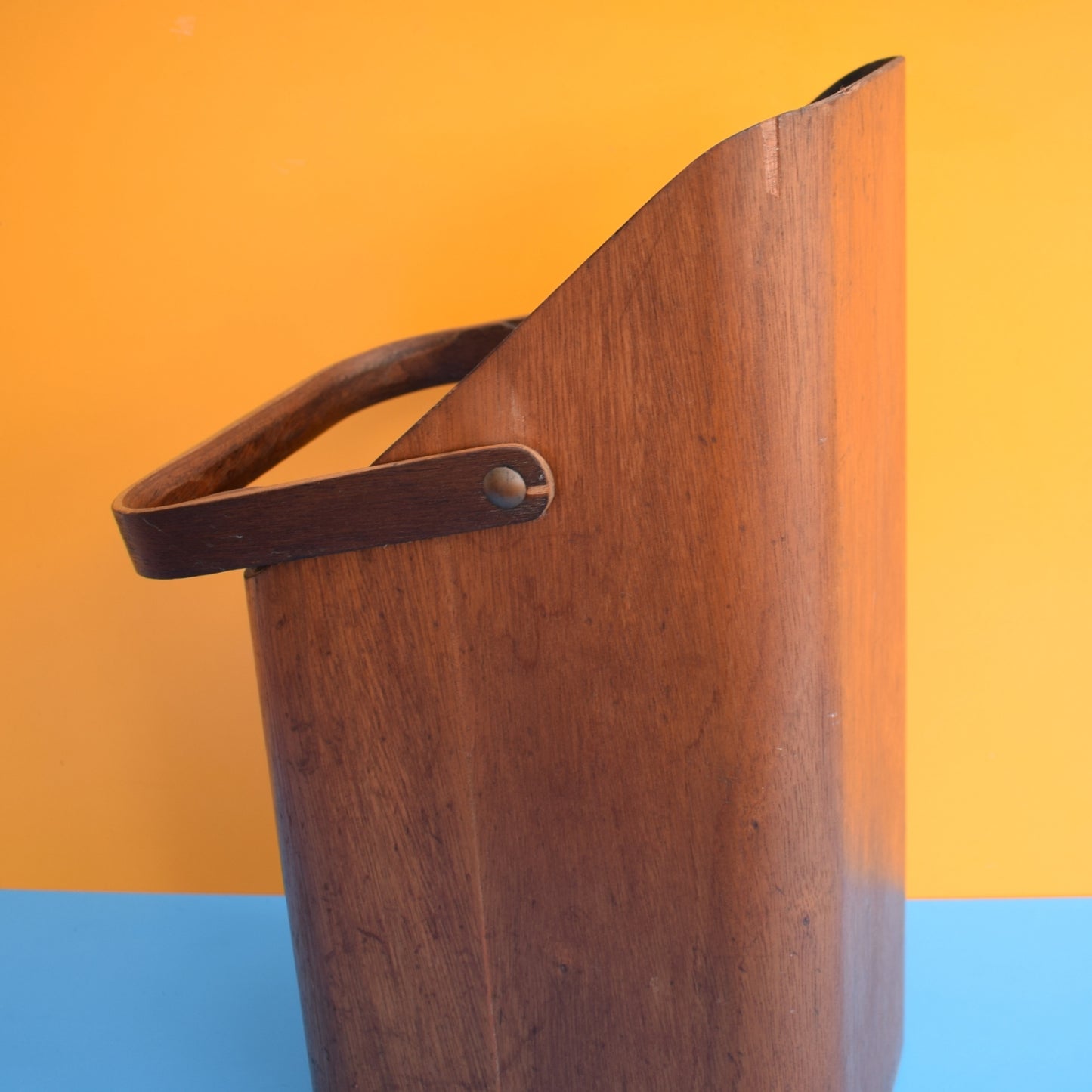 Vintage 1960s Bent Teak Plywood Coal Scuttle - Mallod . by Pineapple Retro