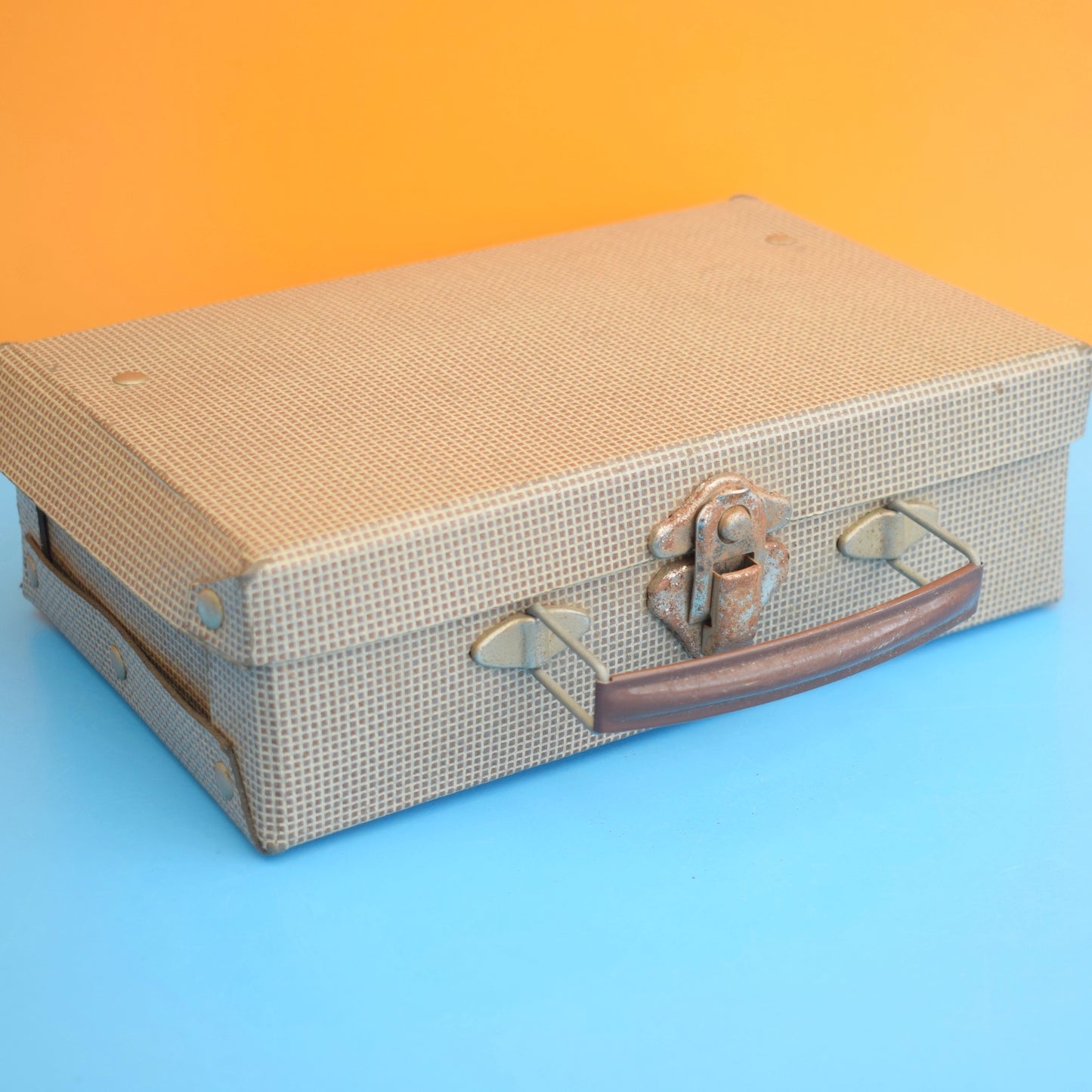 Vintage 1960s Rare Dolls Picnic Set - Pedigree .