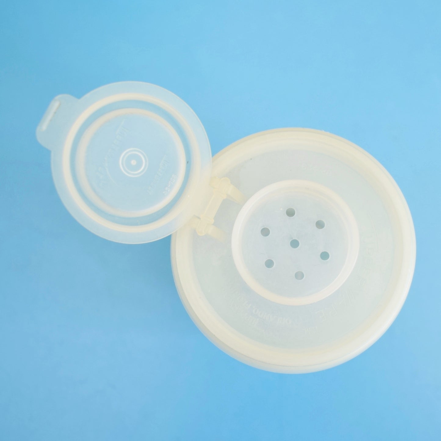Vintage 1960s Plastic Tupperware Lidded Containers - Pastel Colours