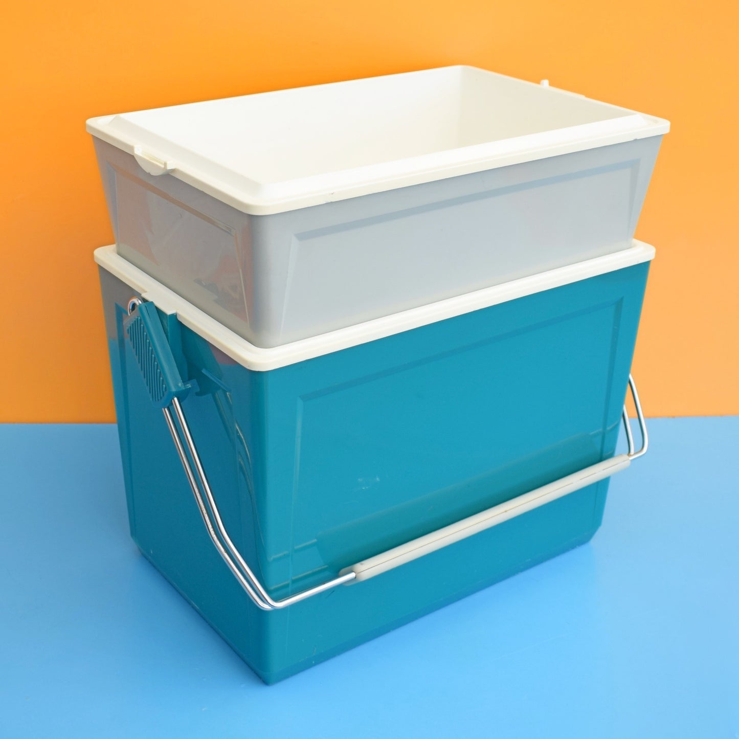 Vintage 1970s Selap Cool box - Teal & Grey