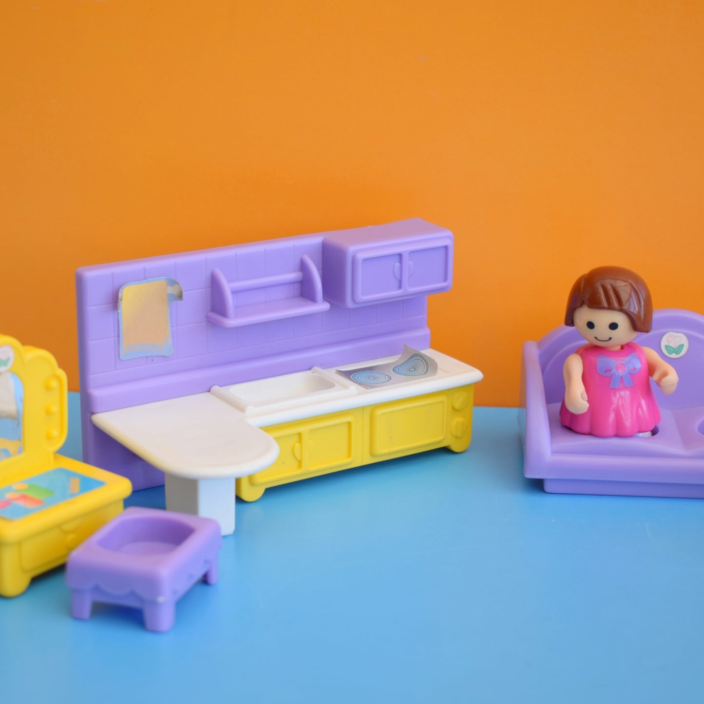 Vintage 1990s Playmates - Pretty Pink & Purple House Set