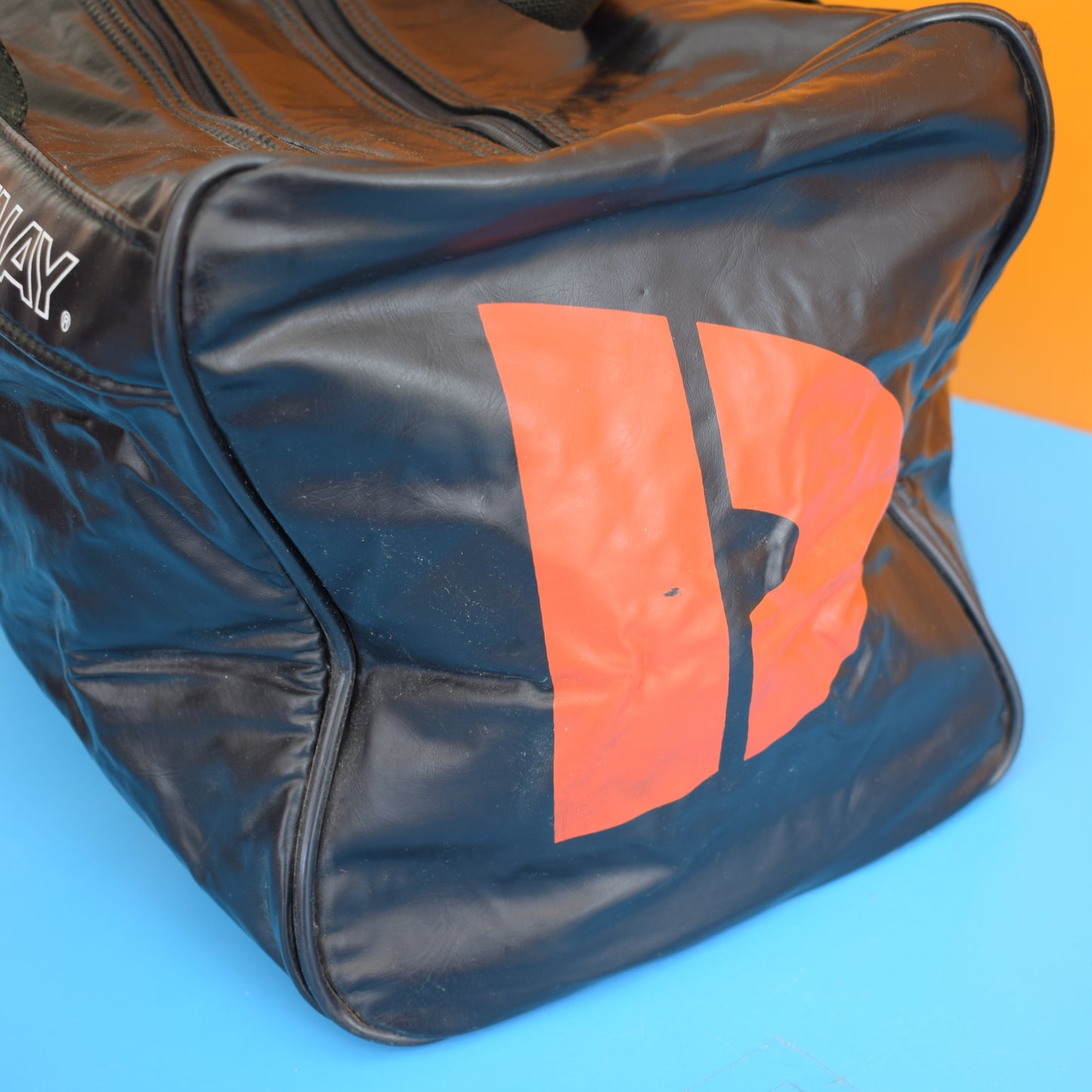 Vintage 1970s Holdall - Donnay Tennis by Vintage