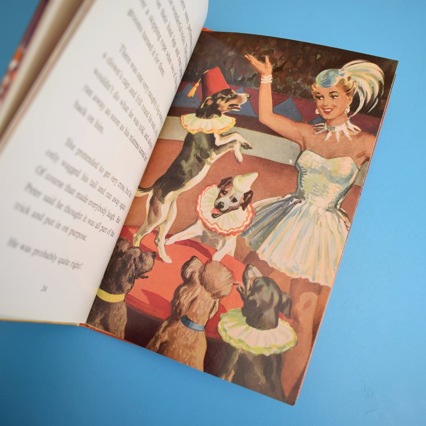 Vintage Ladybird Book - The Circus Comes To Town