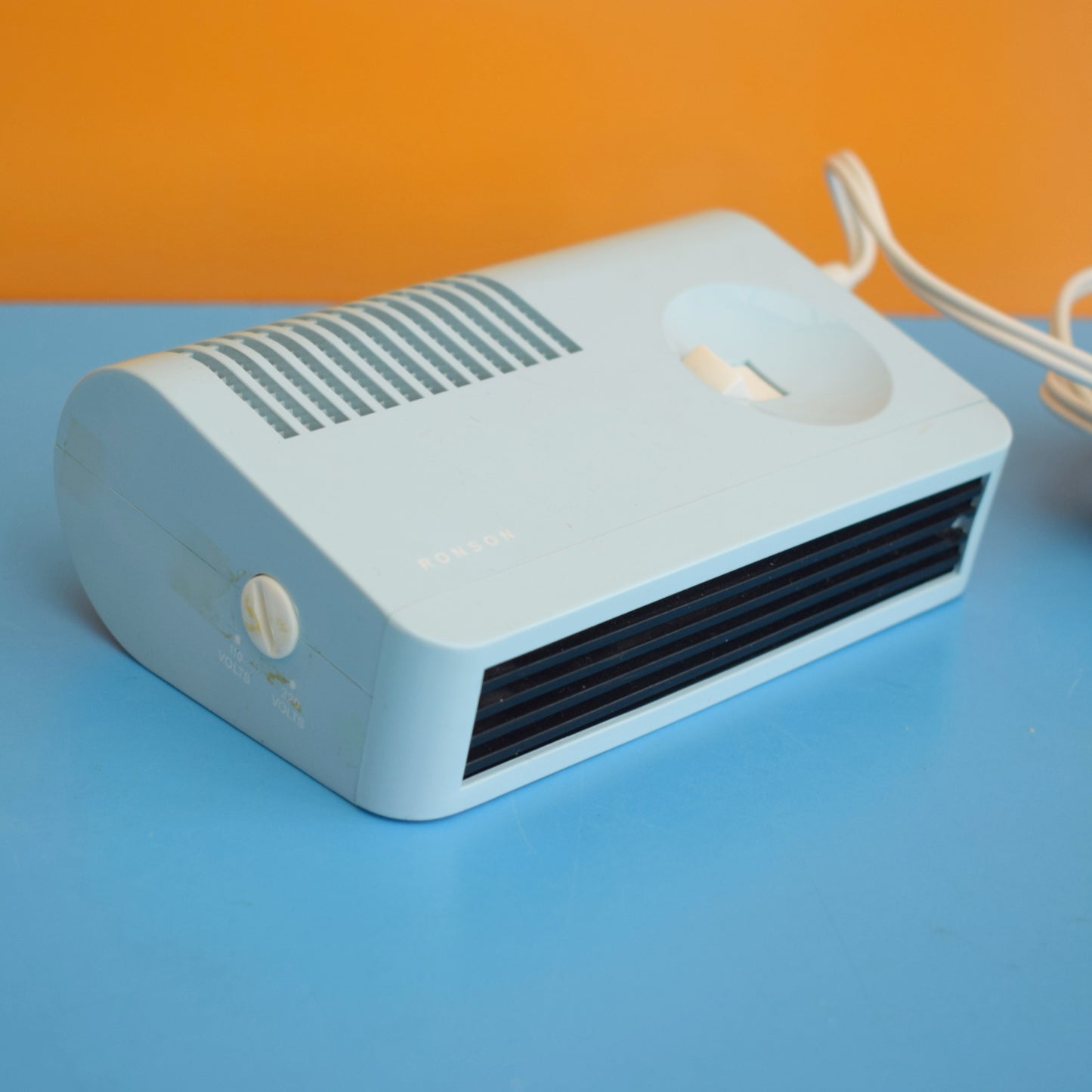 Vintage 1970s Ronson Hair Dryer - Rio- Pale Blue- Boxed