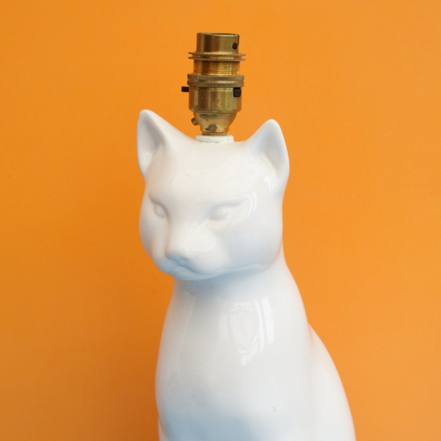 Vintage 1960s Ceramic Cat Lamp - White
