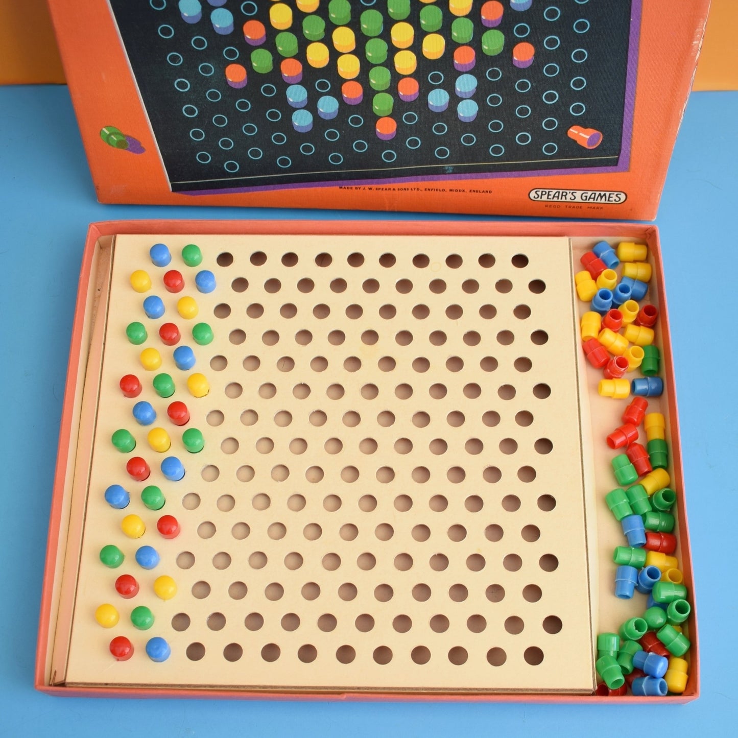 Vintage 1970s Spears Game - Peg Mosaic