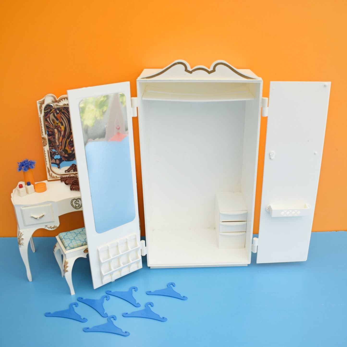 Vintage 1970s Sindy Doll Bedroom Set
