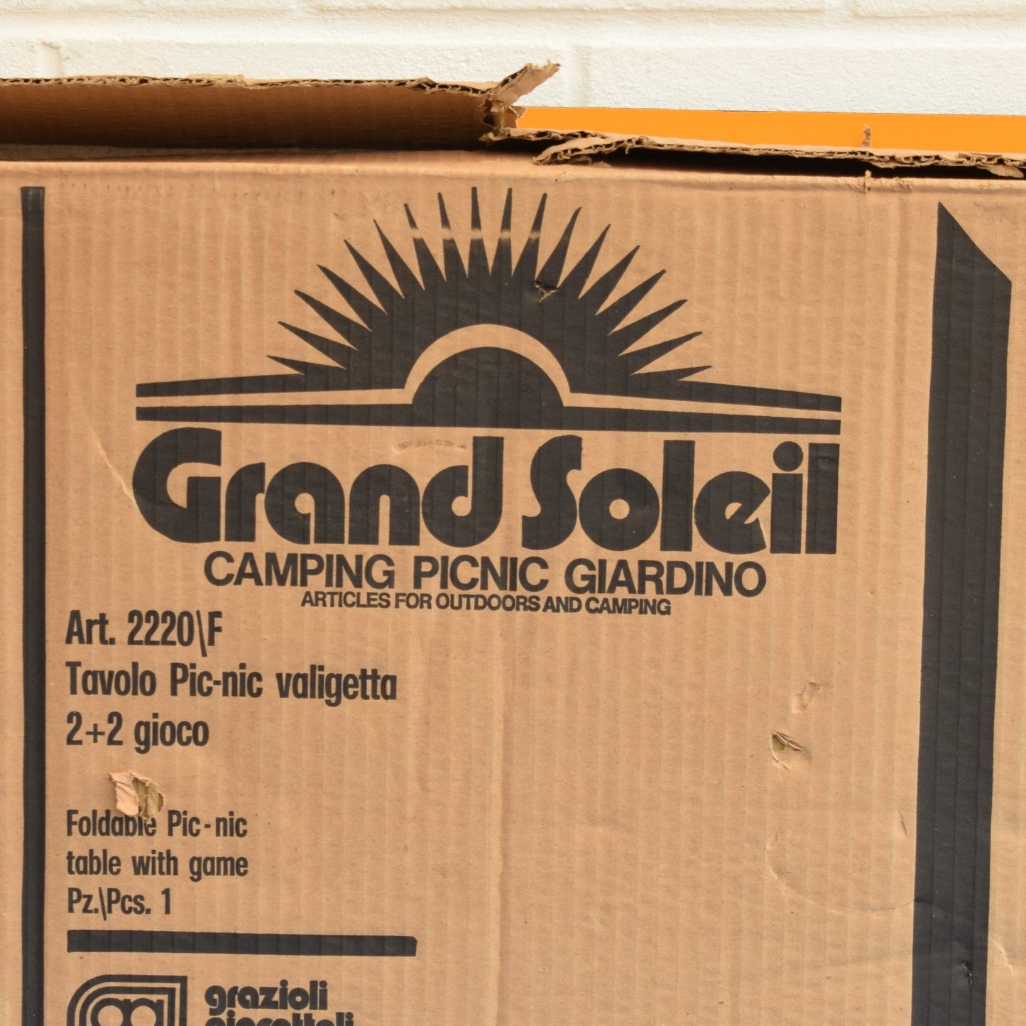 Vintage 1970s Folding Picnic / Games Table & Stools - Boxed