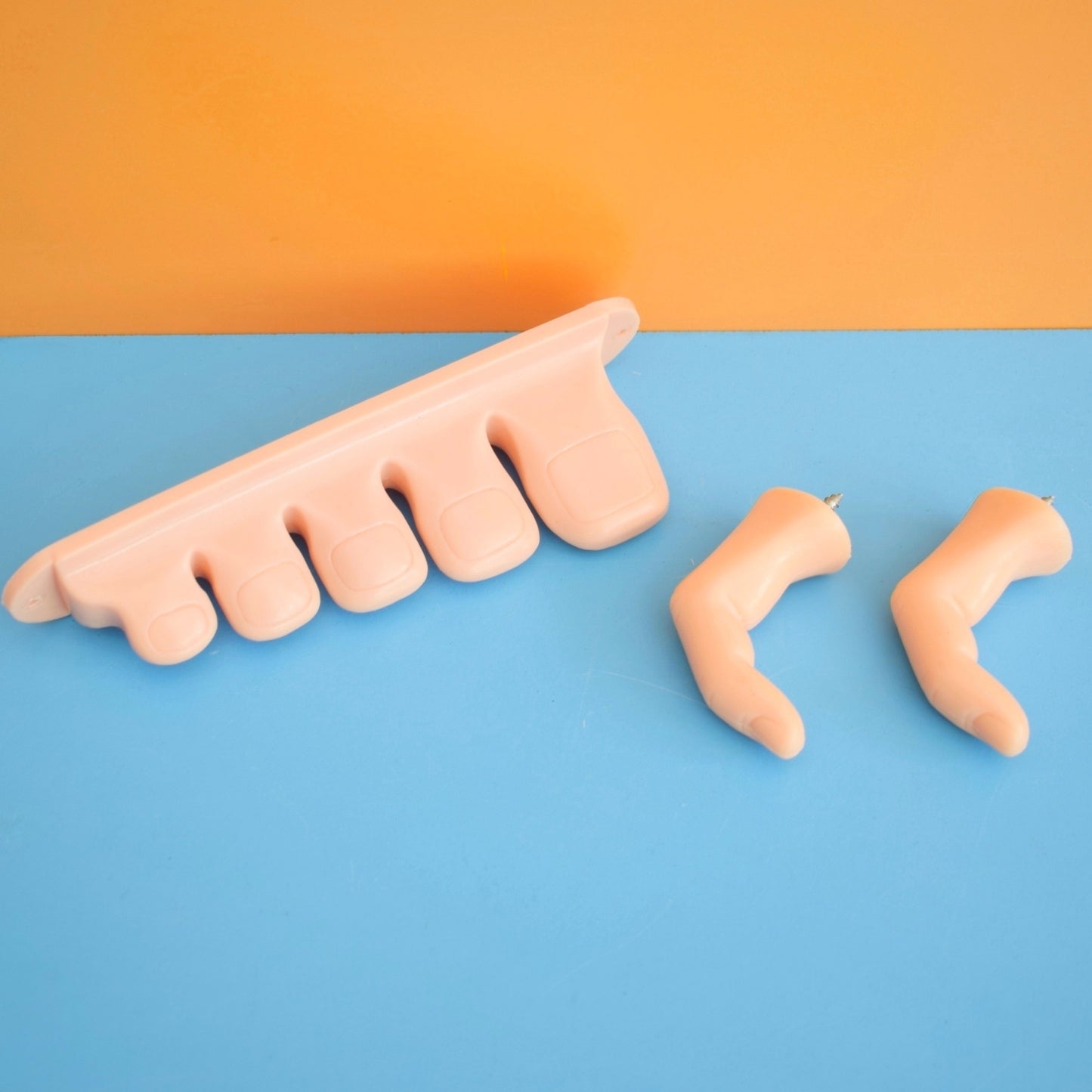 Vintage 1970s Plastic Toe / Finger Hooks - Very Kitsch