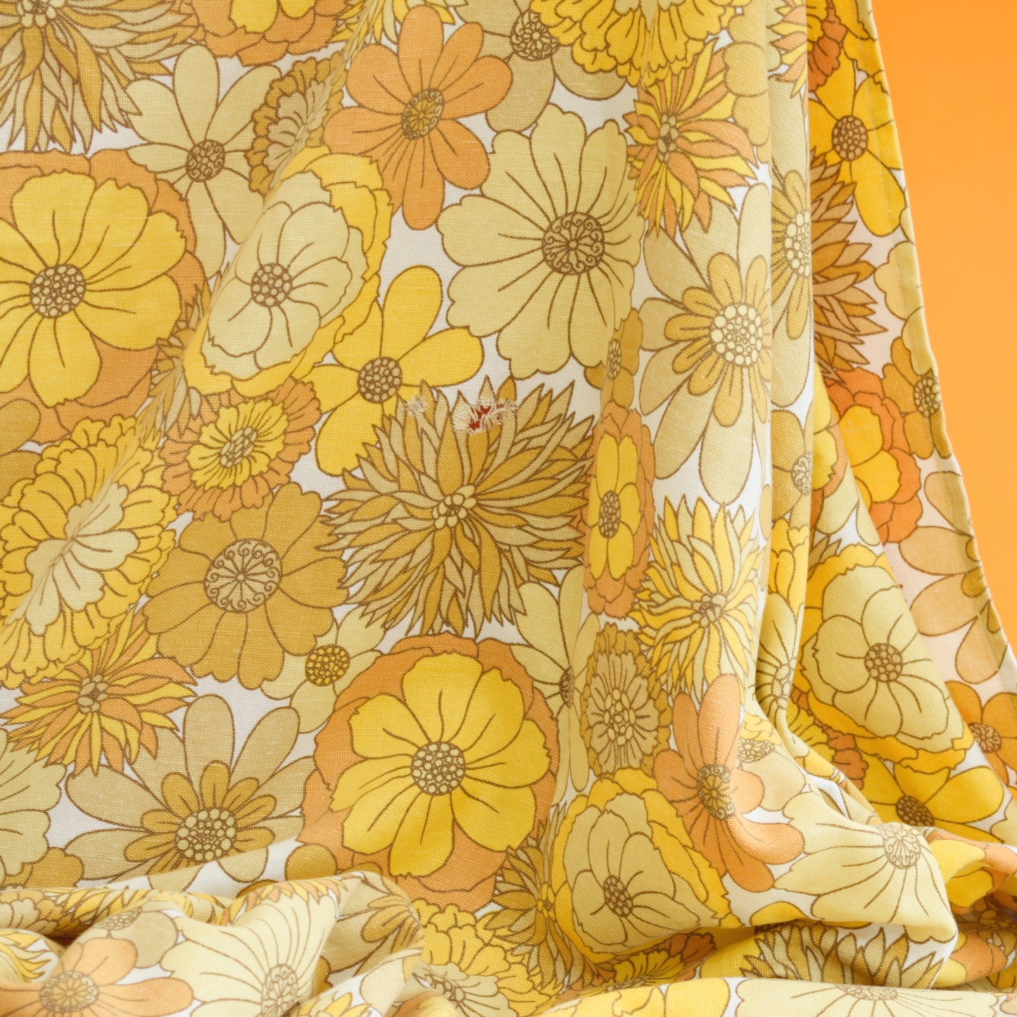 Vintage 1970s Bed Cover/Duvet - M&S - Flower Power - Yellow
