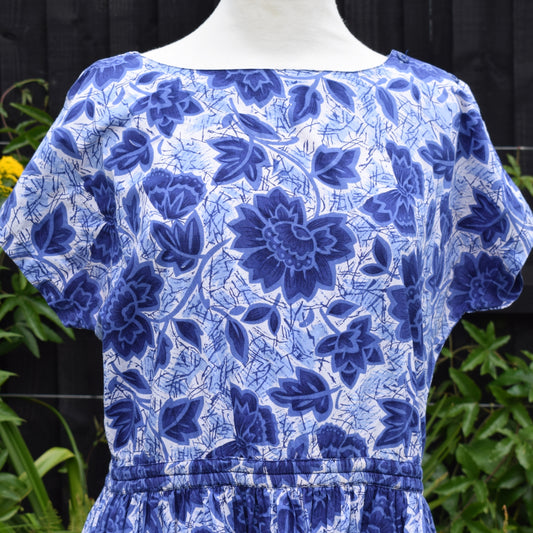 Vintage 1960s Cotton Butterfly Dress - Blue & White-  Size 14/16