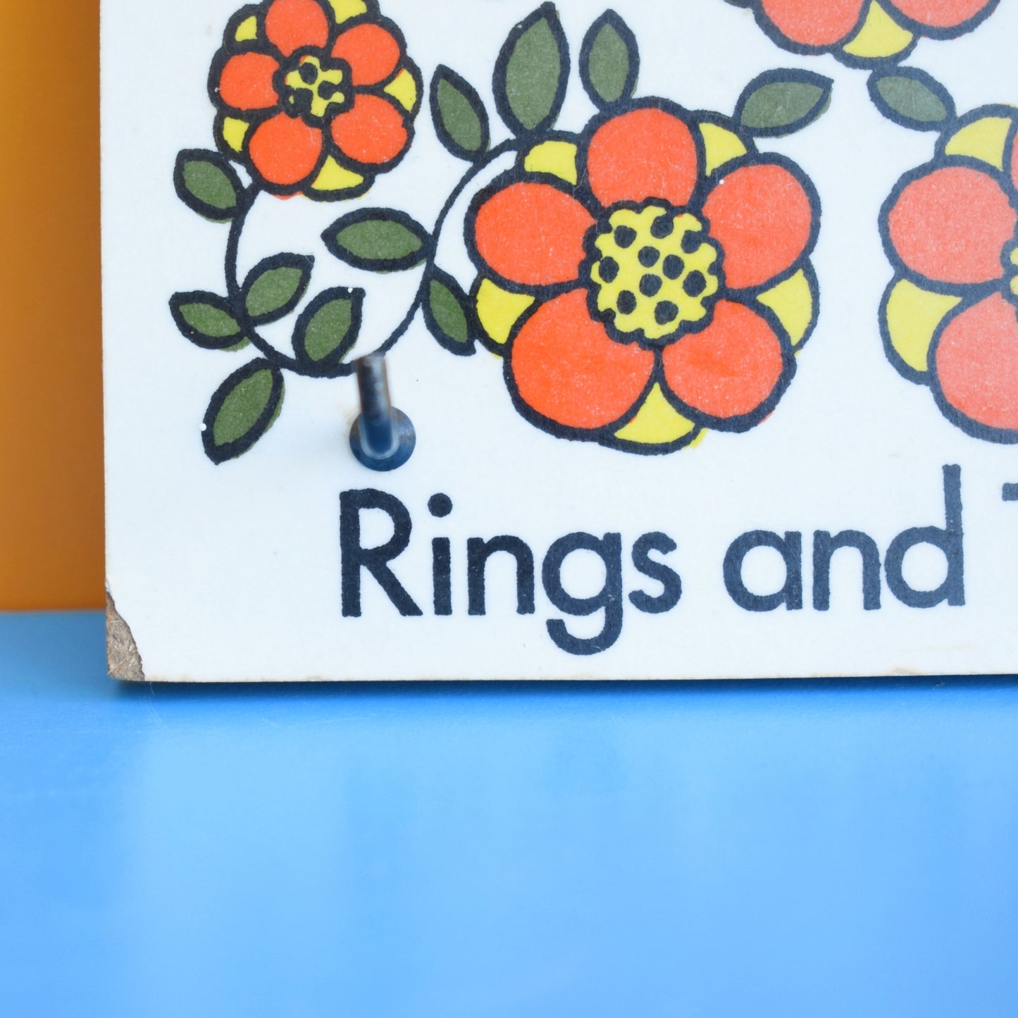 Vintage 1970s Flower Power Rings & Things Hooks - Taunton Vale - Orange