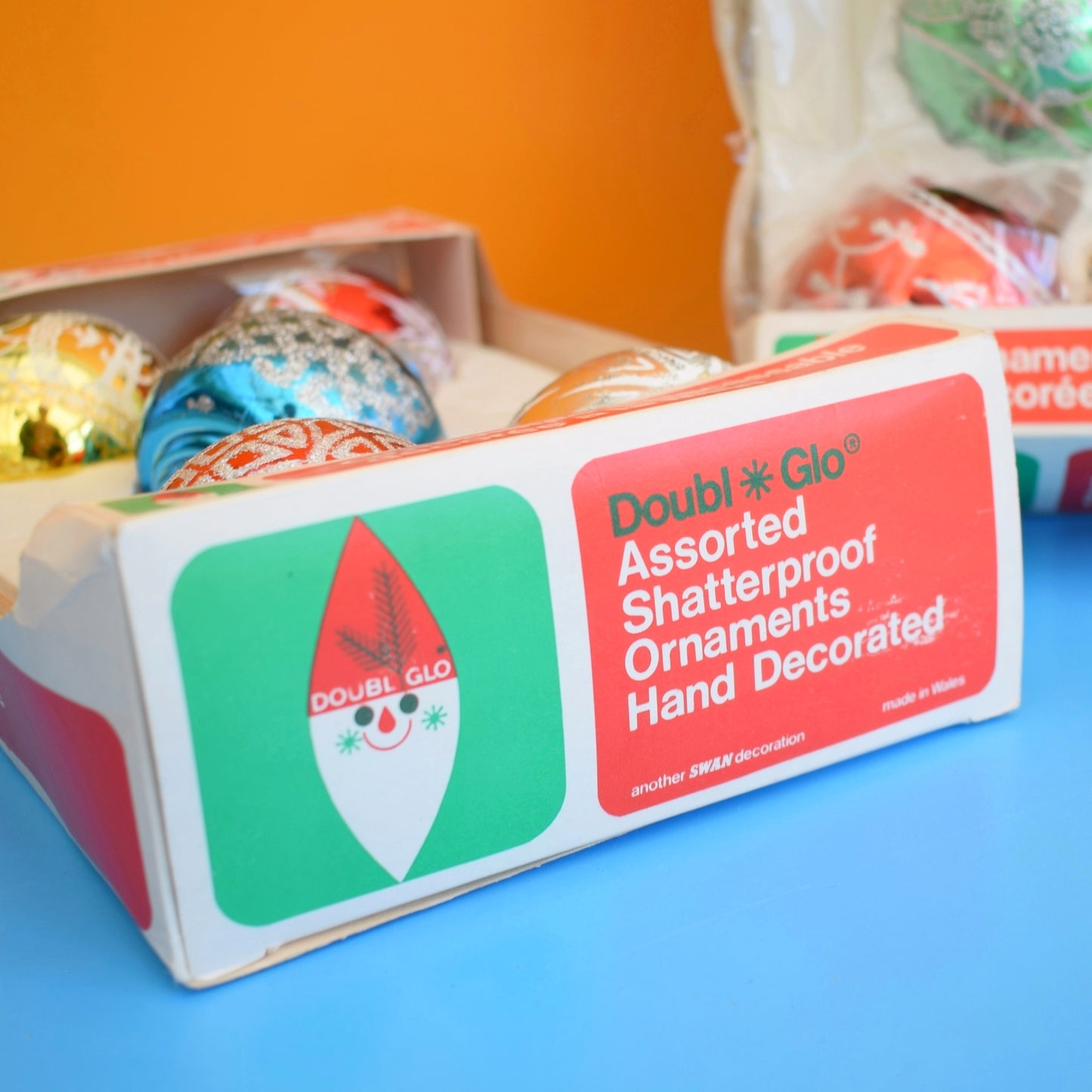 Vintage 1970s Christmas Baubles - Shatterproof Doubl Glo - Boxed