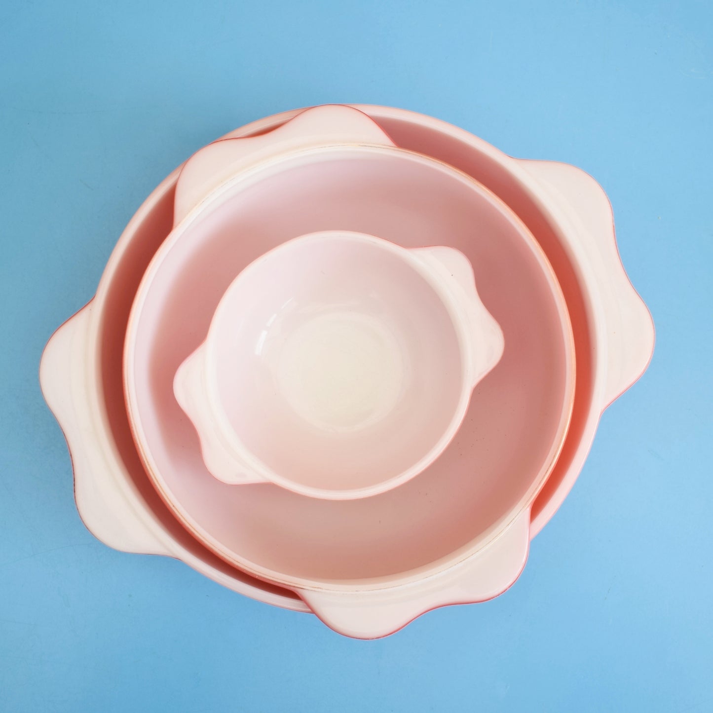 Vintage 1950s Pyrex Glass - Nest Of Bowls - Coral Pink