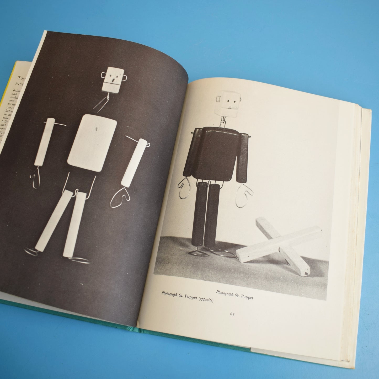 Vintage 1970s Book- Toys From Balsa Wood - Craft