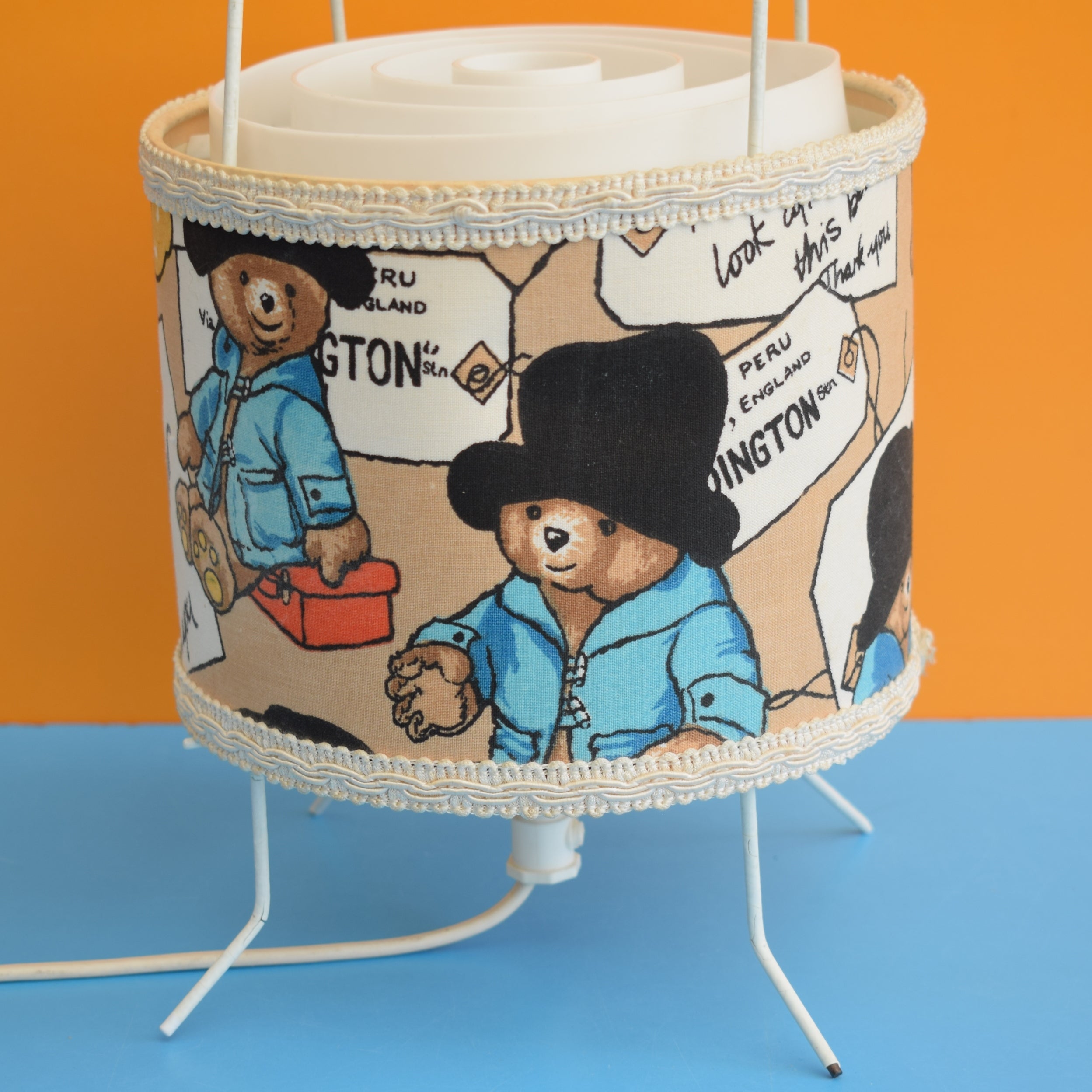 Vintage 1970s Paddington Bear Swing Lamp – Pineapple Retro