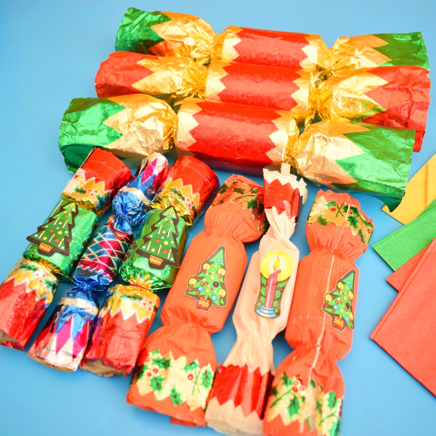 Vintage 1970s Christmas Crackers - Mixed Odds
