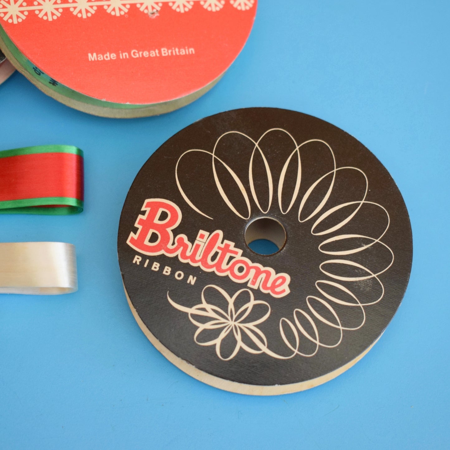 Vintage 1960s/ 70s Unused Ribbon - Christmas Parcel Wrapping by Pineapple Retro