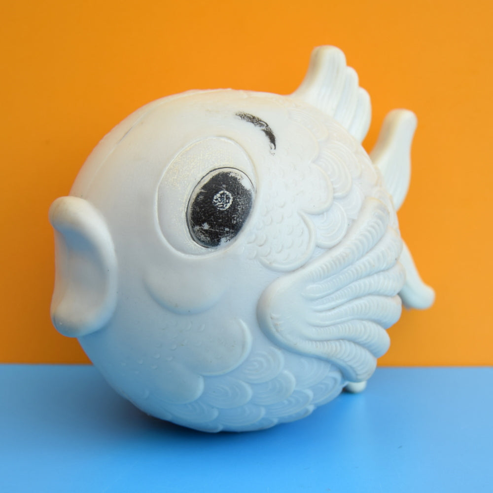 Vintage 1960s kitsch Plastic Bunny / Fish Weeble Esk Toy
