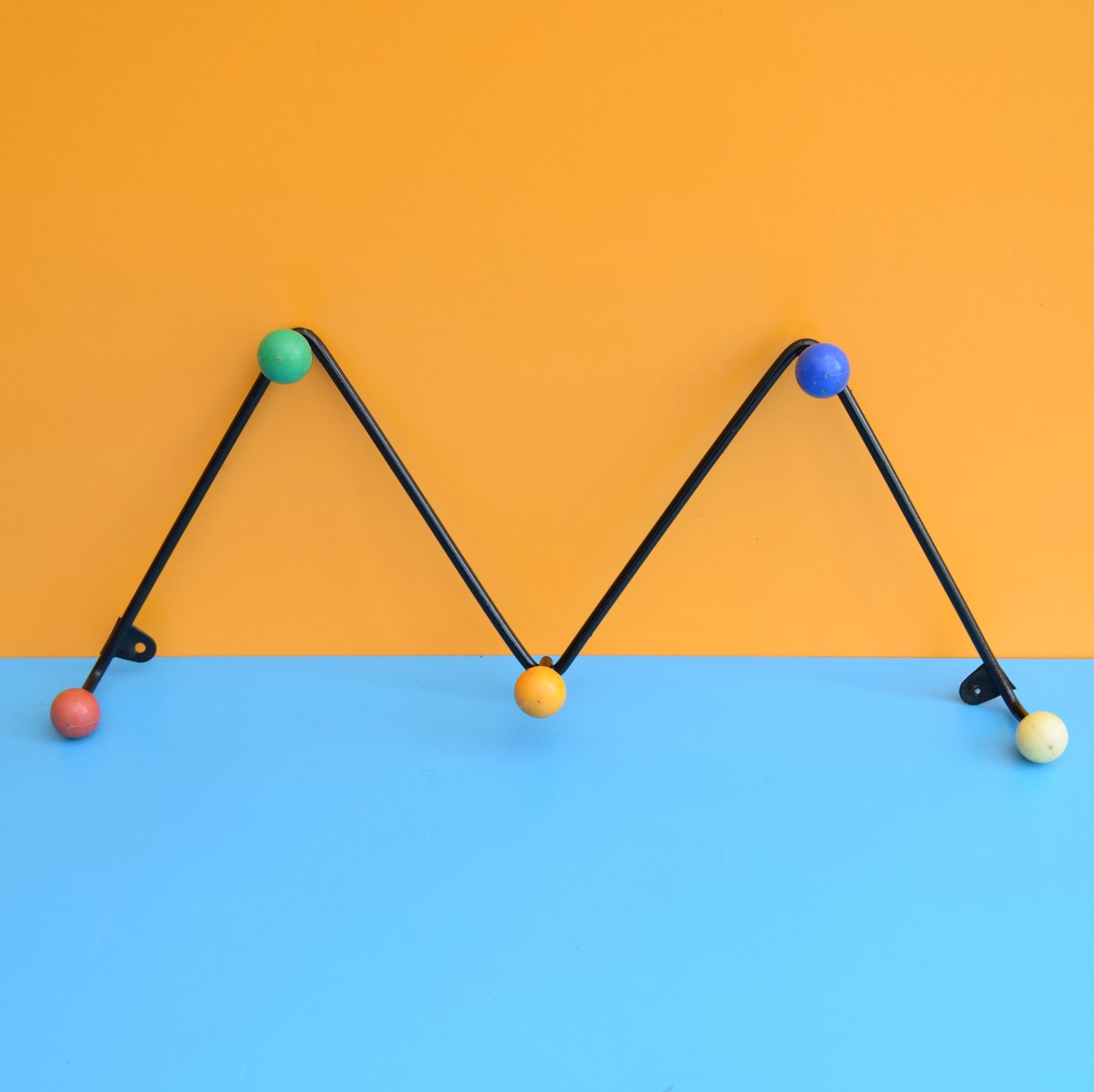 Vintage 1960s Atomic Hooks - Plastic Balls