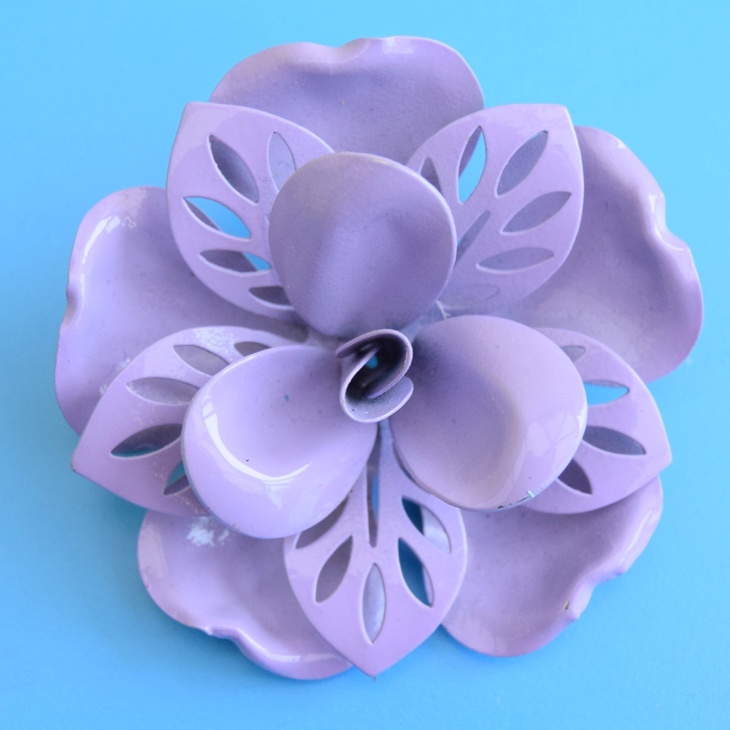 Vintage 1970s Enamel Brooch Pins - Flower Designs - Purples Mixed