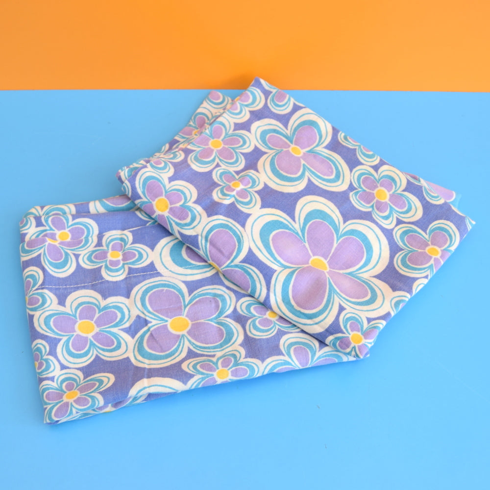 Vintage 1960s Pillow Case Pair - Flower Power - Purple & Blue