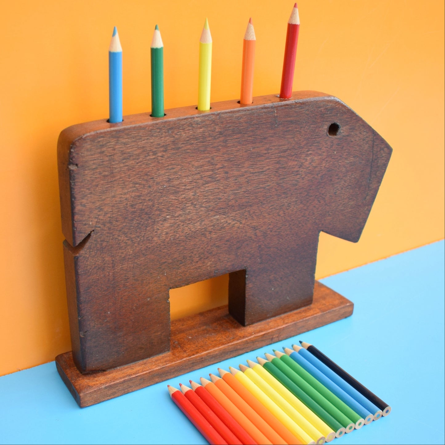 Vintage 1970s Bear Pencil Holder & Rainbow Pencils