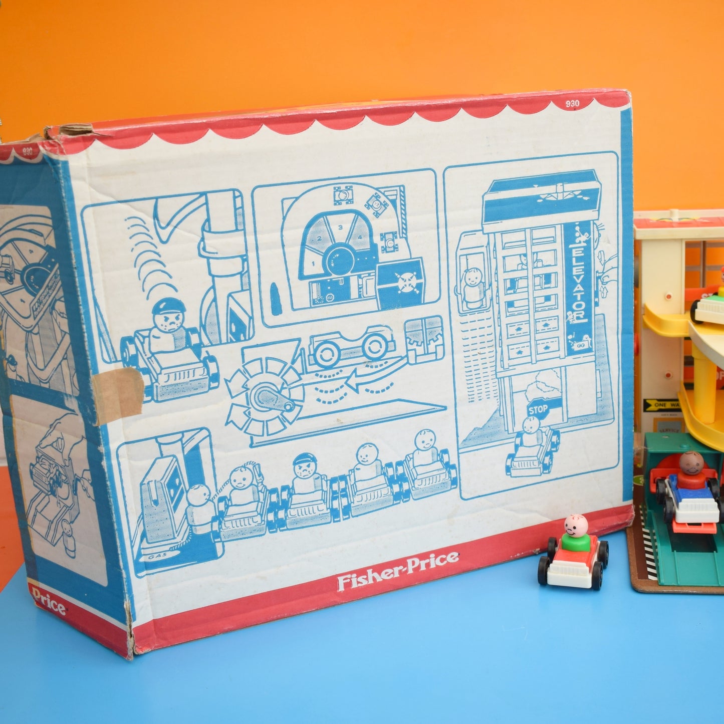 Vintage 1970s Fisher Price Car Park / Garage - Boxed