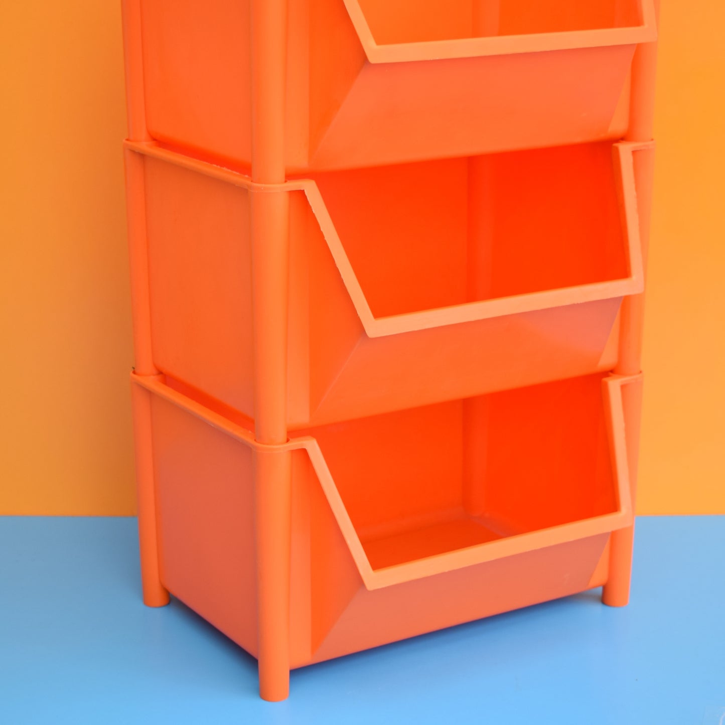 Vintage 1970s Plastic Storage / Vegetable Rack - Orange .