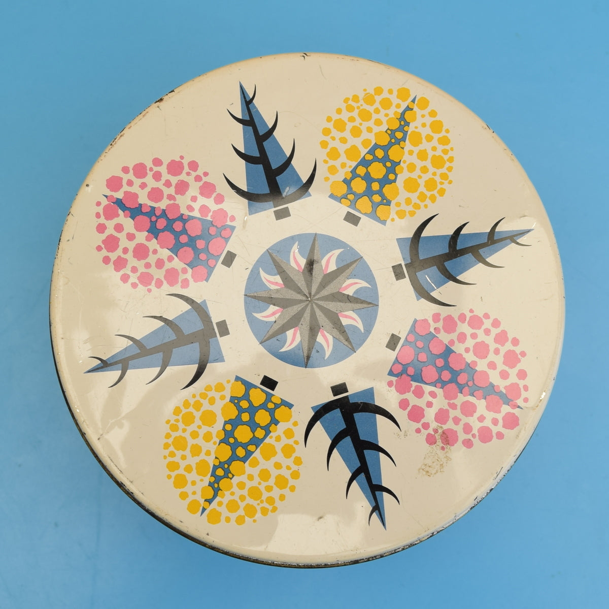 Vintage 1960s Mackintosh Quality Street Tin