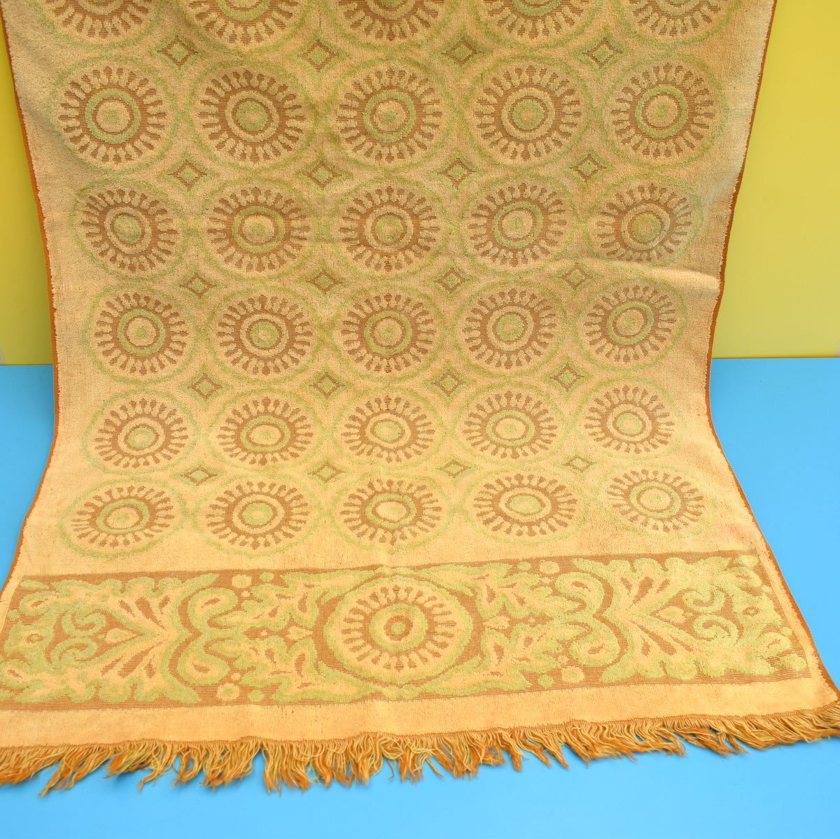 Vintage 1960s Cotton Bath Towel - Gold / Green