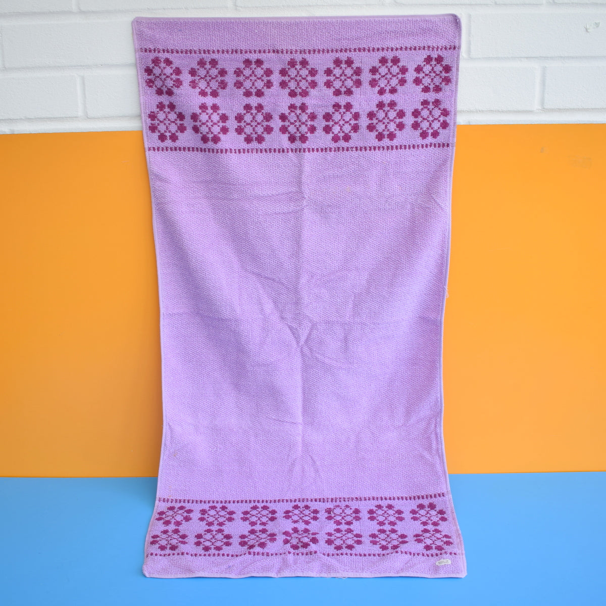 Vintage 1960s Cotton Bath Towel - Mauve - Flower Power by Pineapple Retro