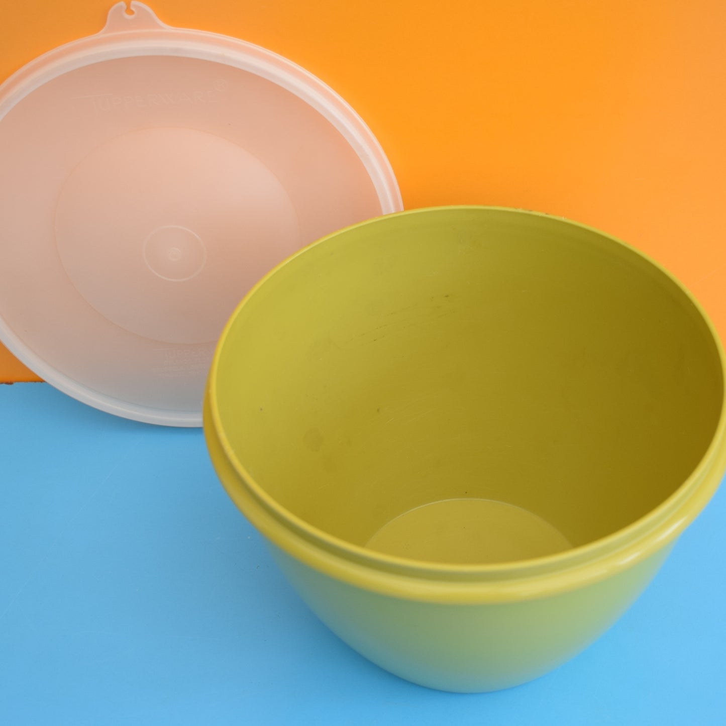 Vintage 1960s Tupperware Container/ Scoops- Green