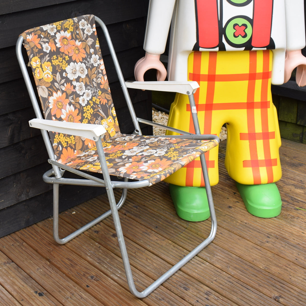 Vintage 1960s Folding Garden Chair - Flower- Brown