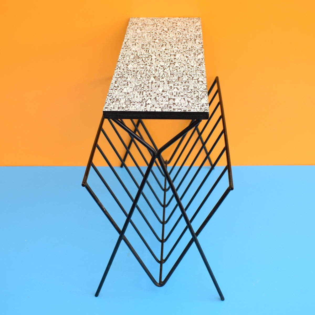 Vintage 1960s Formica Magazine Rack / Table - Groag by Vintage