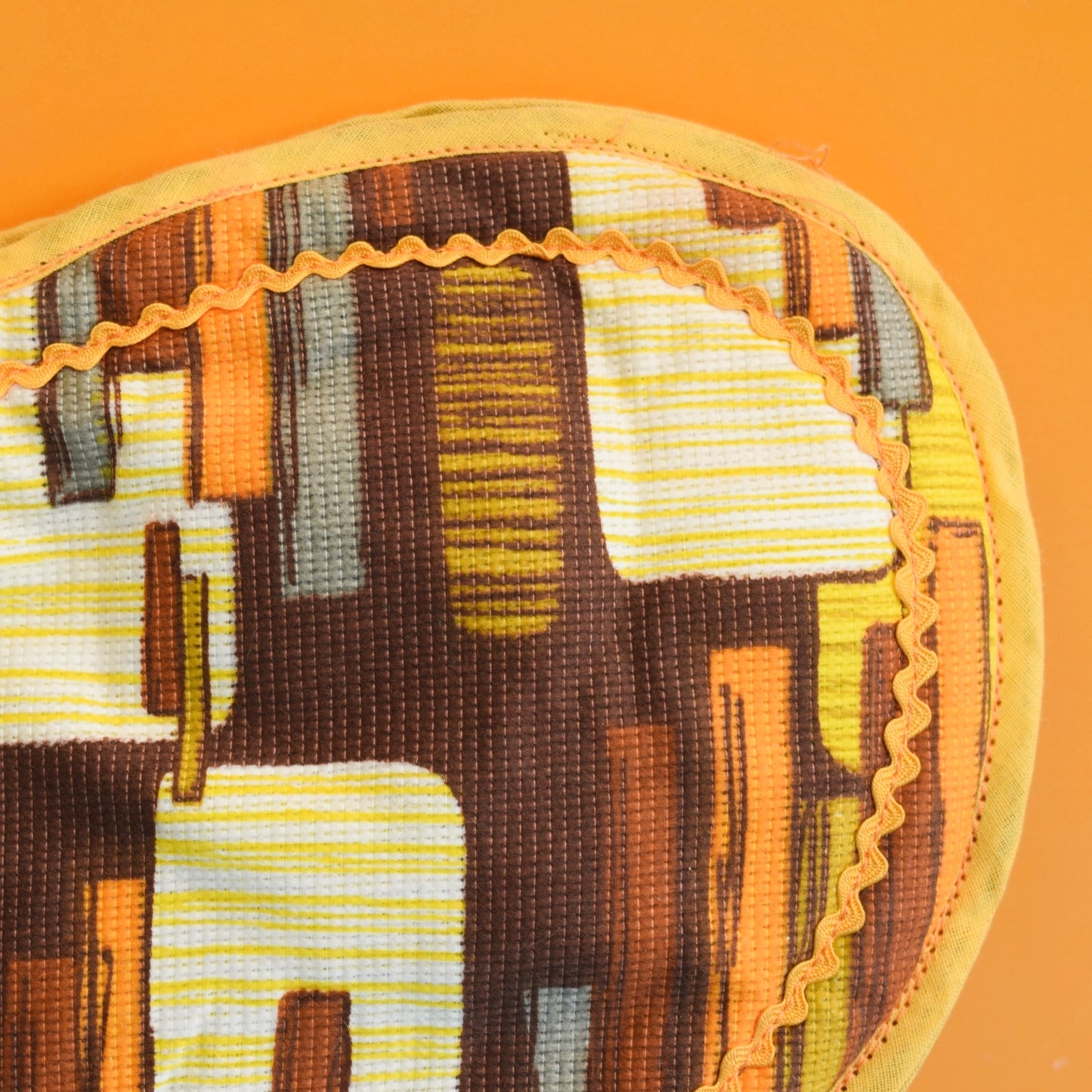 Vintage 1960s Heart Shaped Cosy