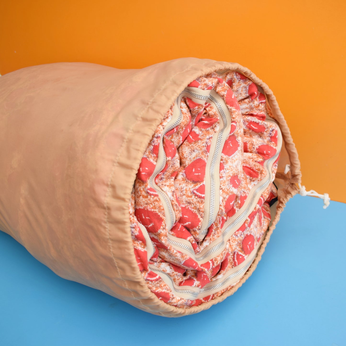 Vintage 1960s Sleeping Bag - floral - Pink