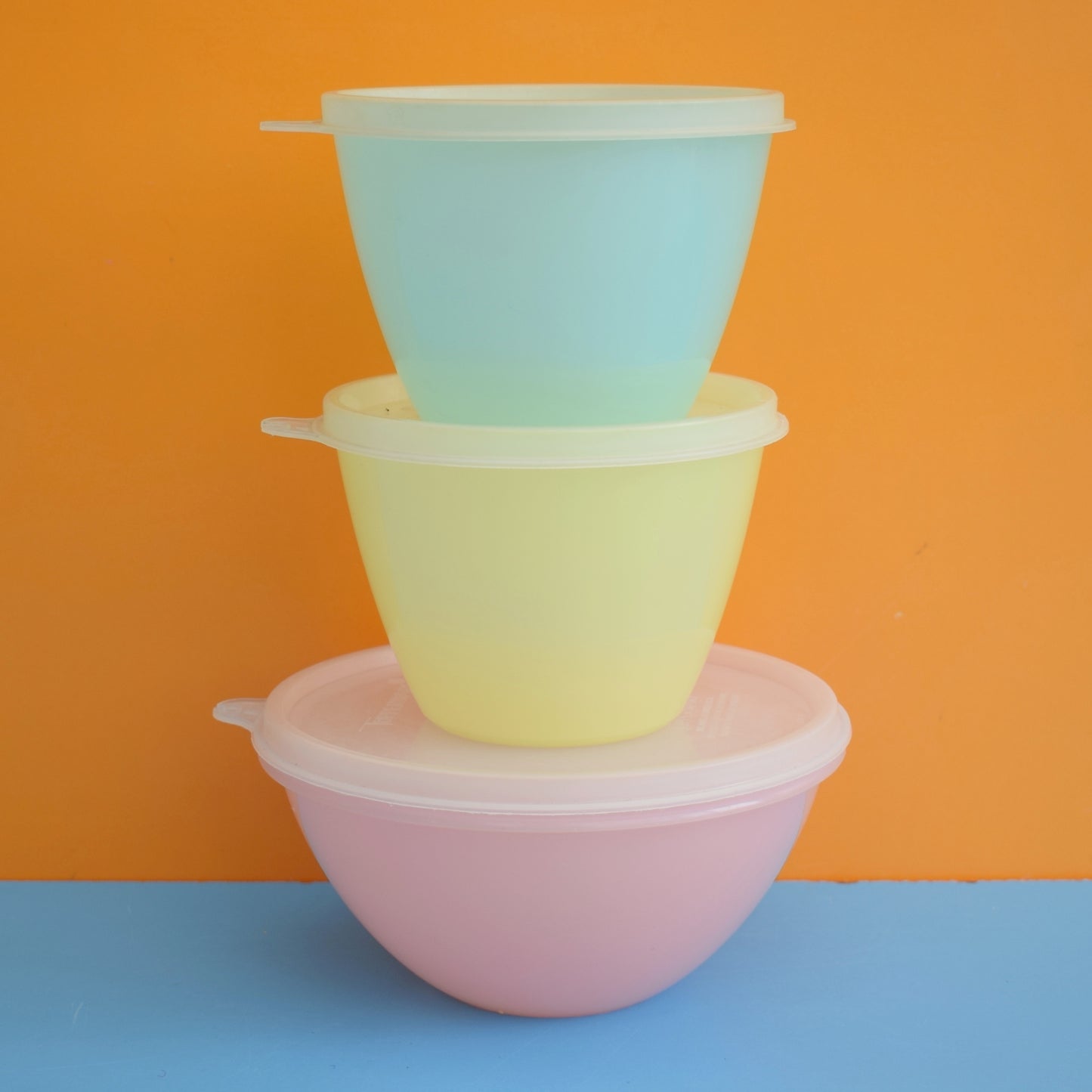 Vintage 1960s Tupperware Bits - Pastel Bowls