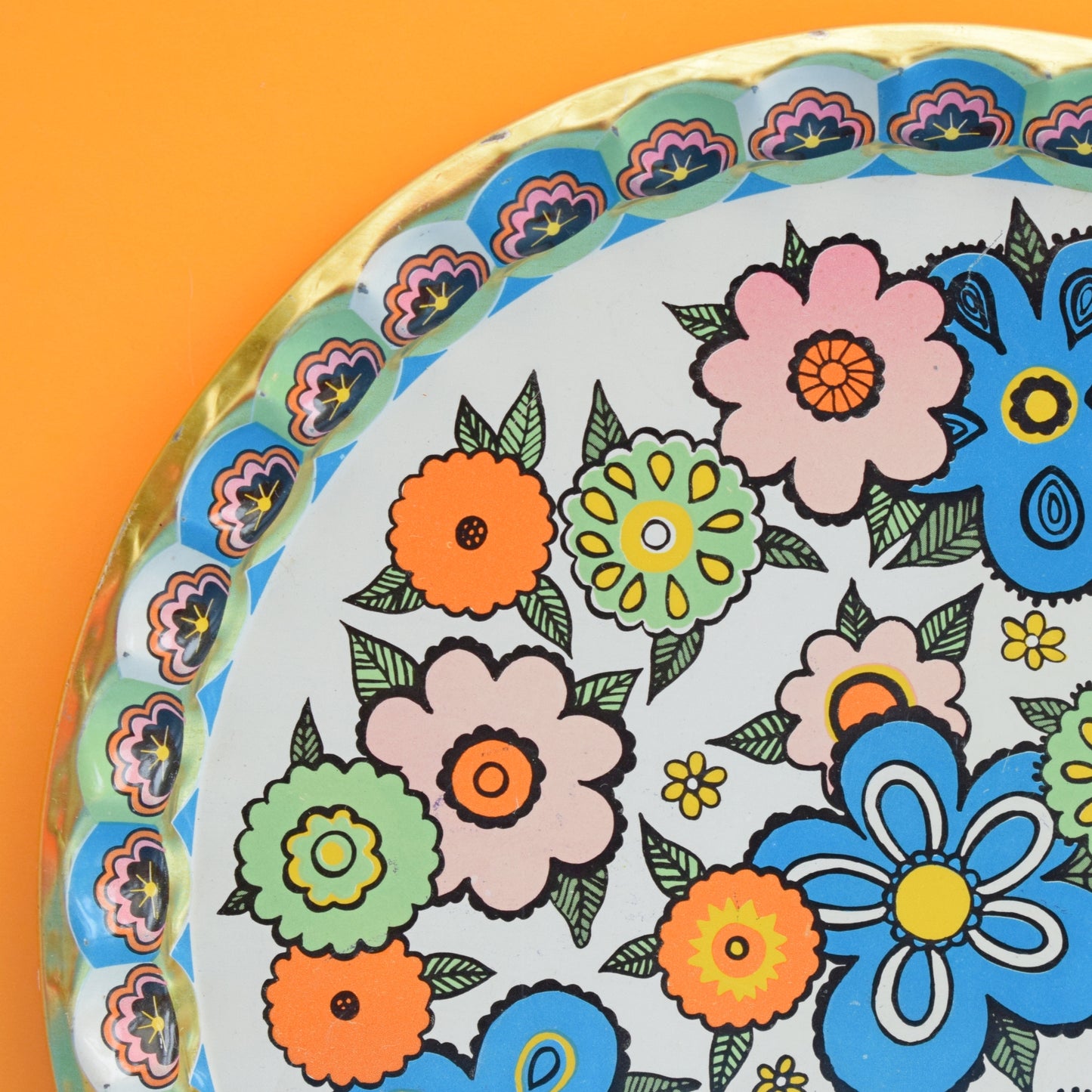 Vintage 1960s Flower Power - Baret Ware - Cocktail Tray