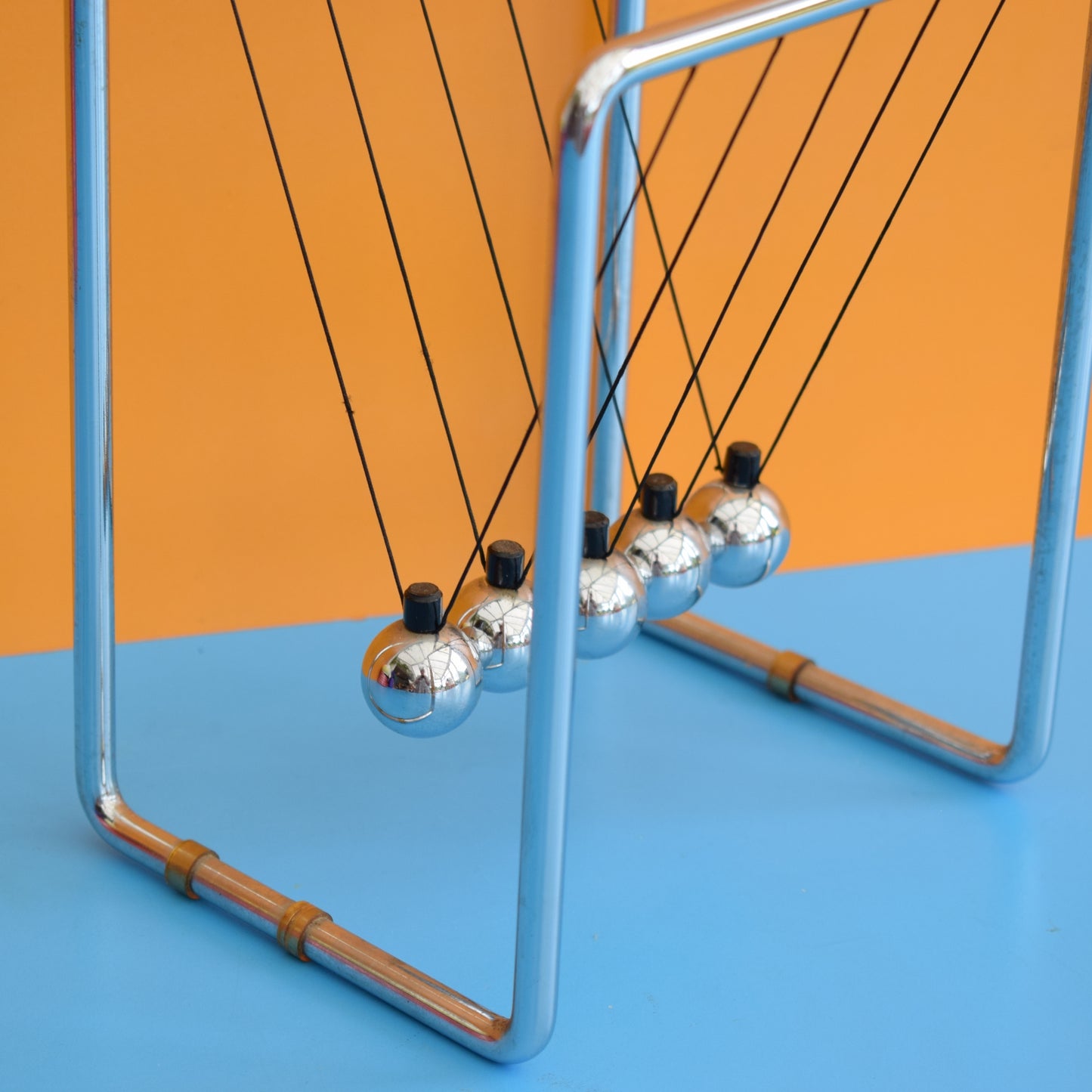 Vintage 1980s Newtons Cradle Executive Desk Toy