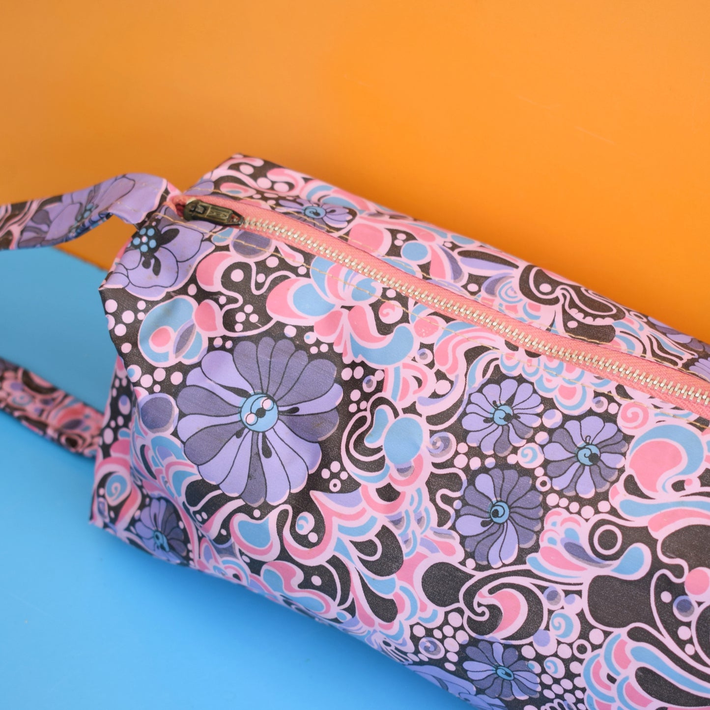 Vintage 1960s Vinyl Knitting Bag / Storage