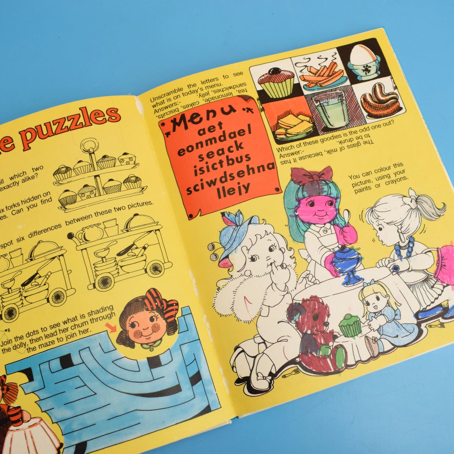 Vintage 1980s Annual/ Magazine- Twinkle by Pineapple Retro