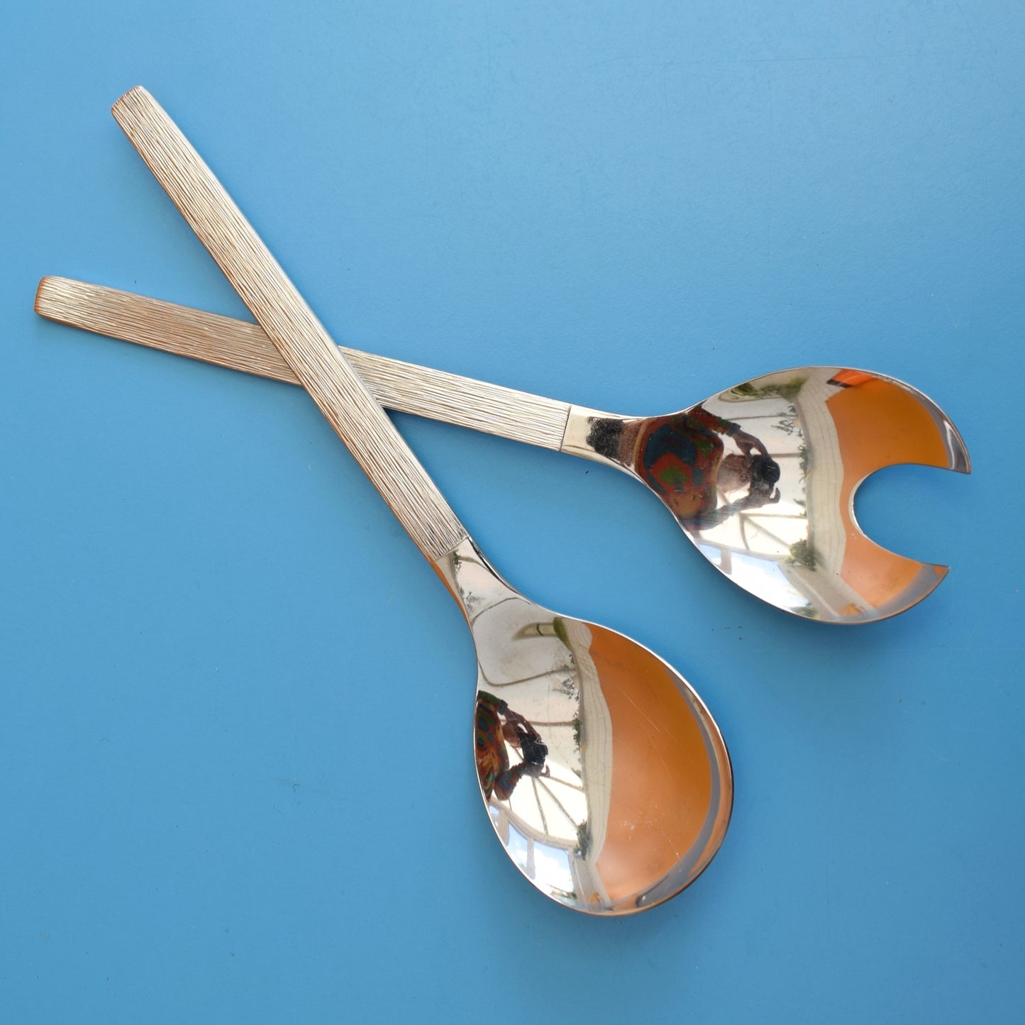 Vintage 1960s Viners Sable Salad Servers - Gerald Benney by Vintage