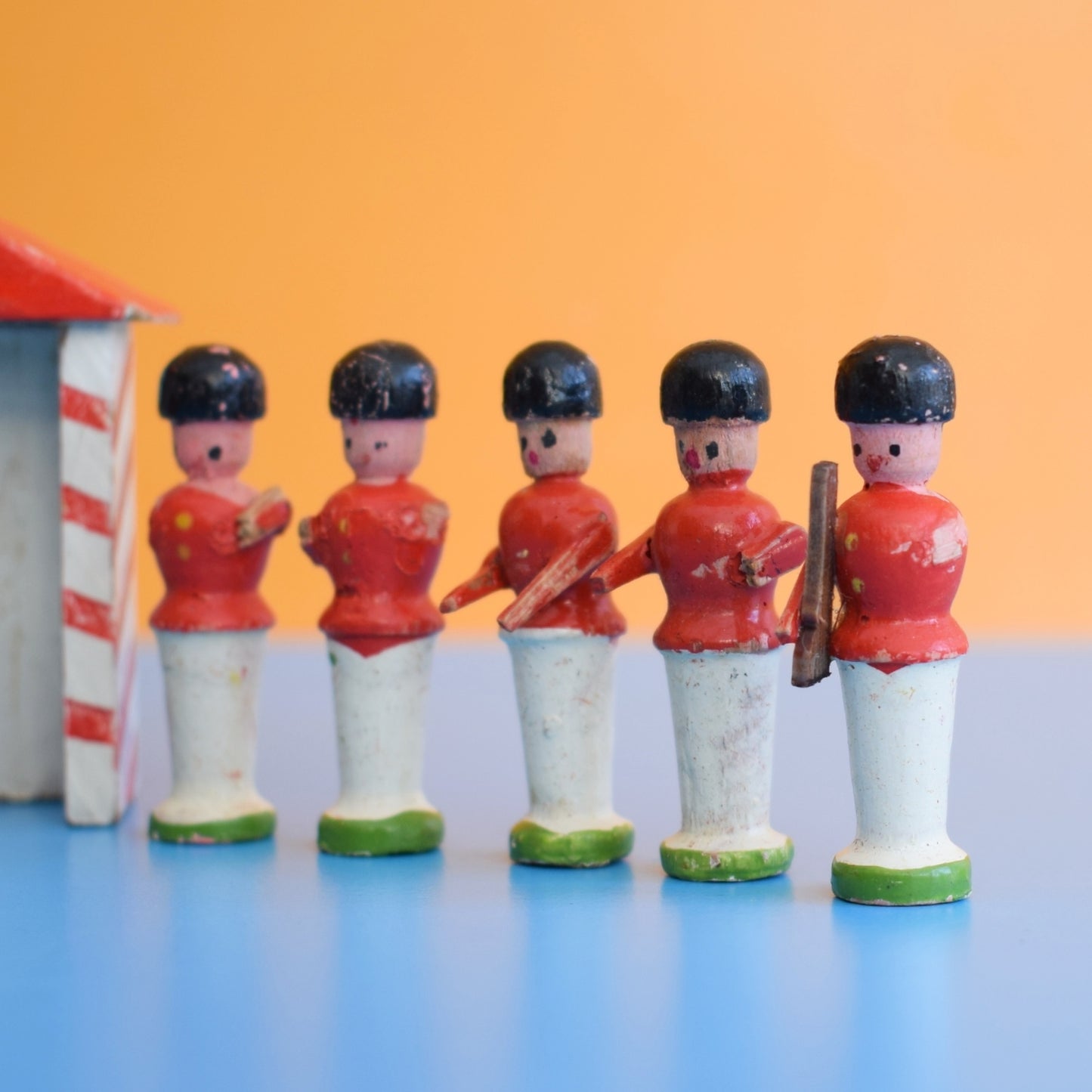 Vintage 1950s Tiny Erzgebirge German Wooden Soldiers