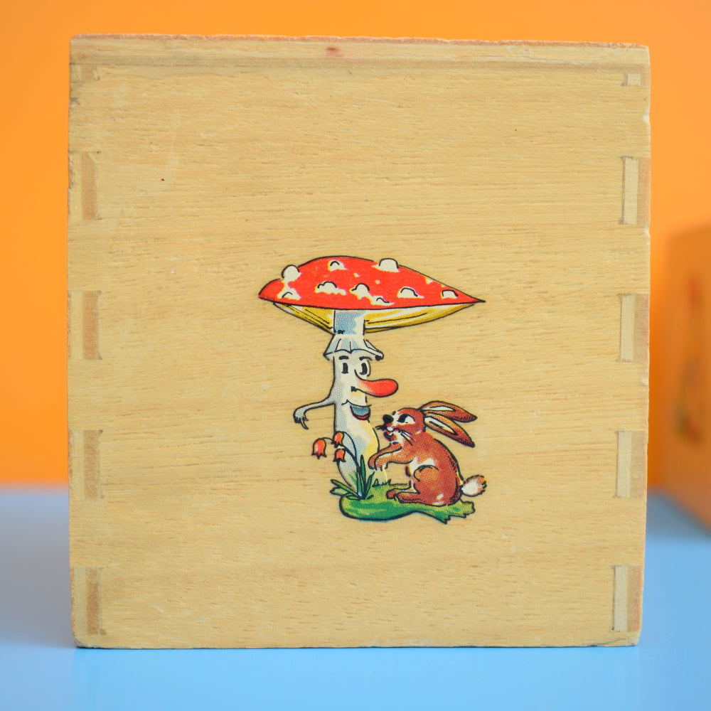 Vintage 1950s Wooden Nesting / Stacking Boxes - Toadstools