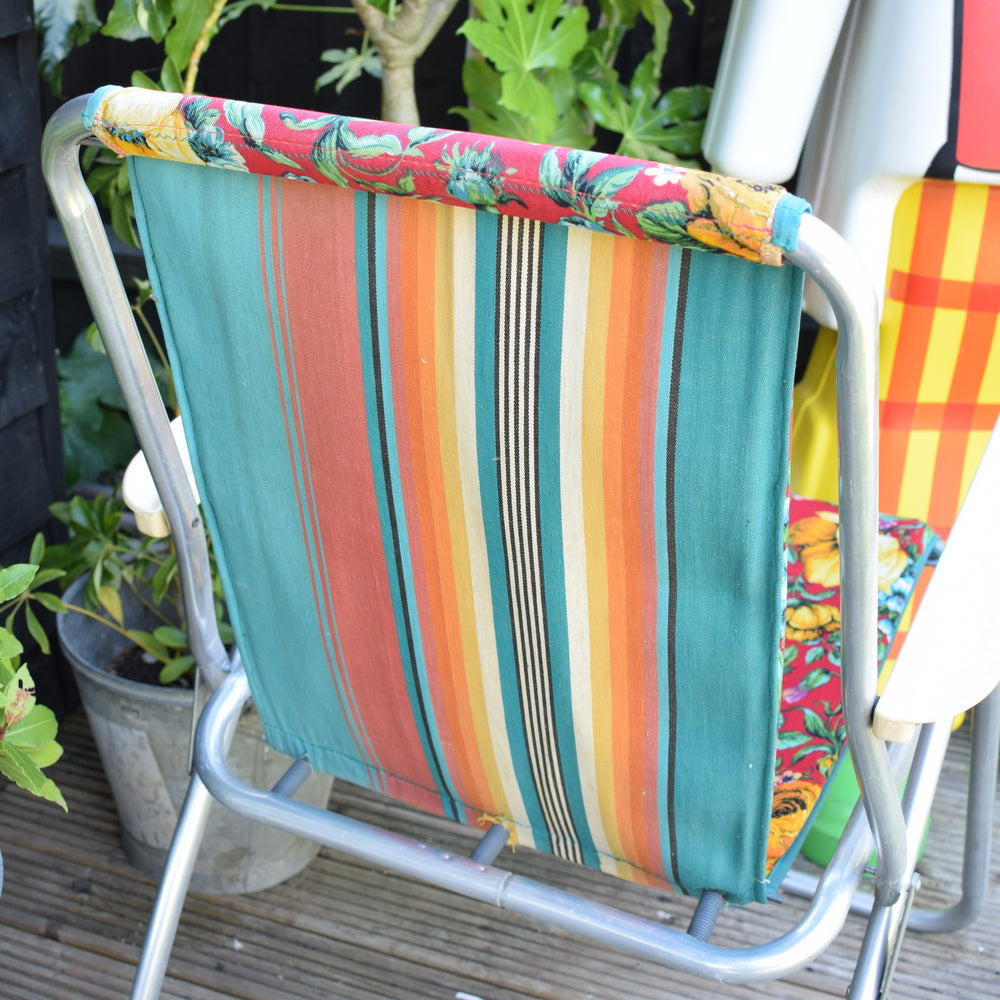 Vintage 1960s Folding Garden Chair - Roses - Red