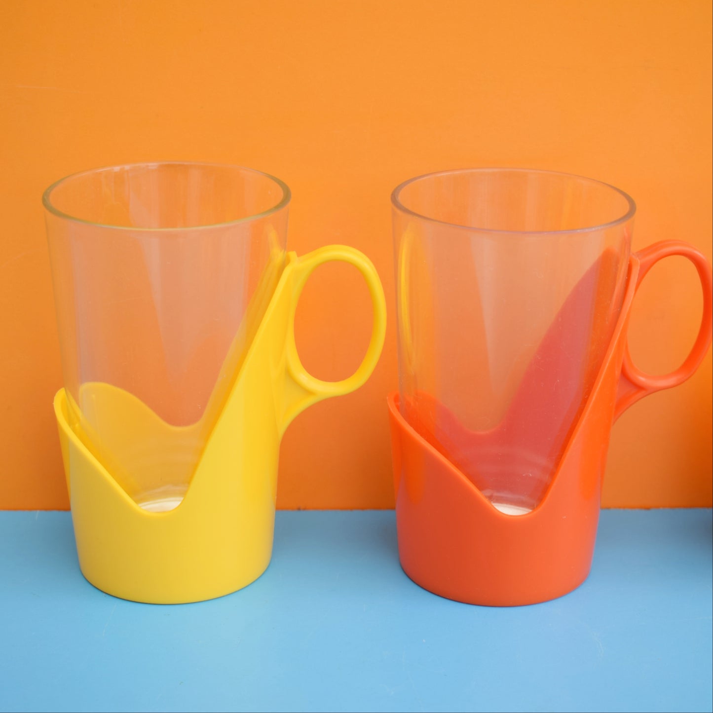 Vintage 1960s Drink-Up Glass Mugs by Vintage