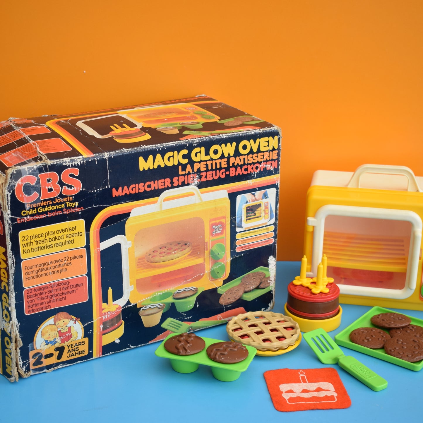 Vintage 1980s CBS Magic Glow Oven- Boxed by Pineapple Retro